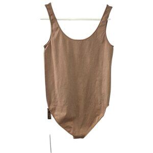 SKIMS Womens Essential Scoop Neck Bodysuit in Sienna, Basic, Size Small, NWT